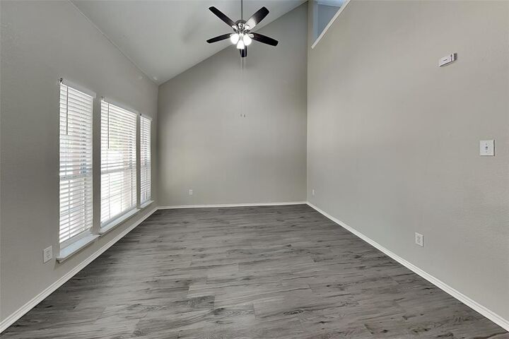 Property Photo:  2617 Hilcroft Avenue  TX 76210 
