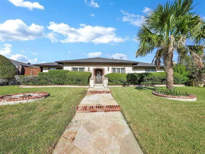 Property Photo: 3015 Kensington Drive TX 75150