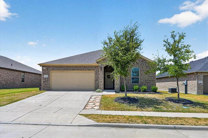 Property Photo:  3008 Redwood Street  TX 75409 