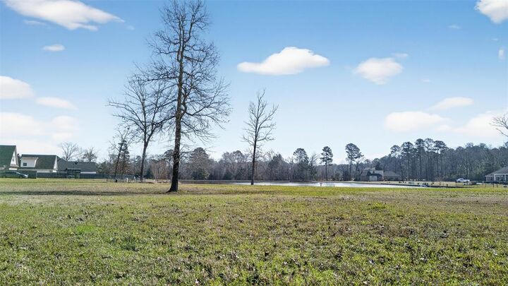 Property Photo:  9957 Greentree Lane  LA 71118 