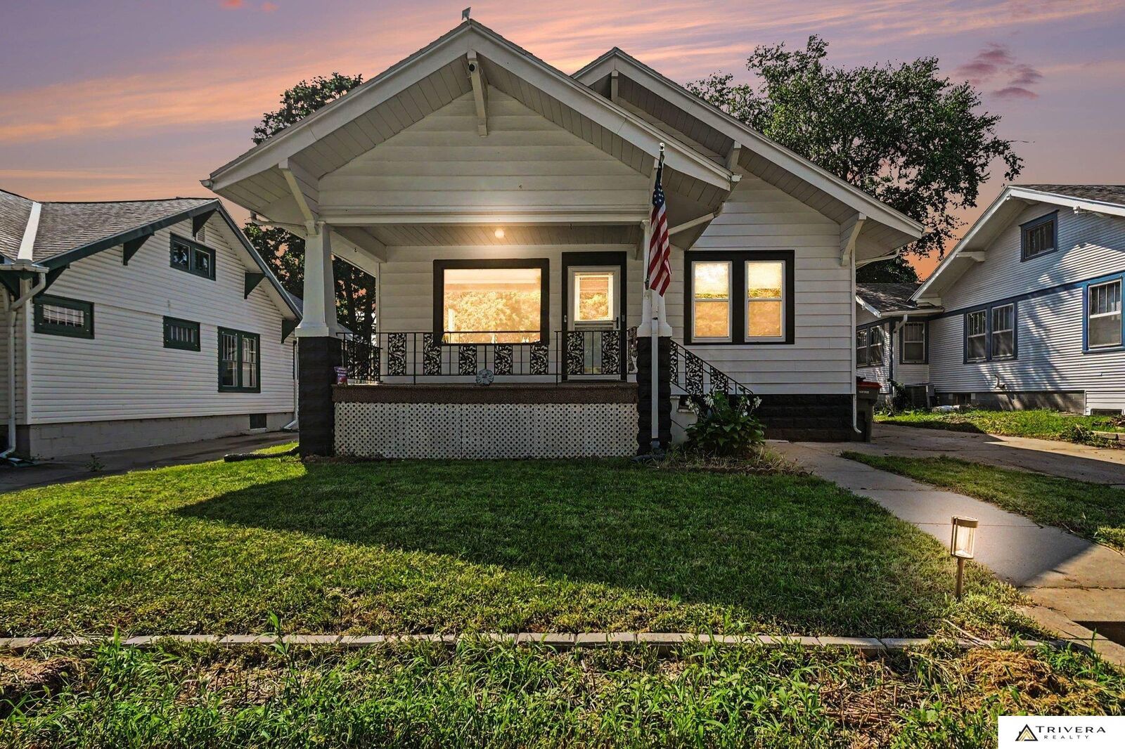 Property Photo: 809 S 36th Street NE 68510