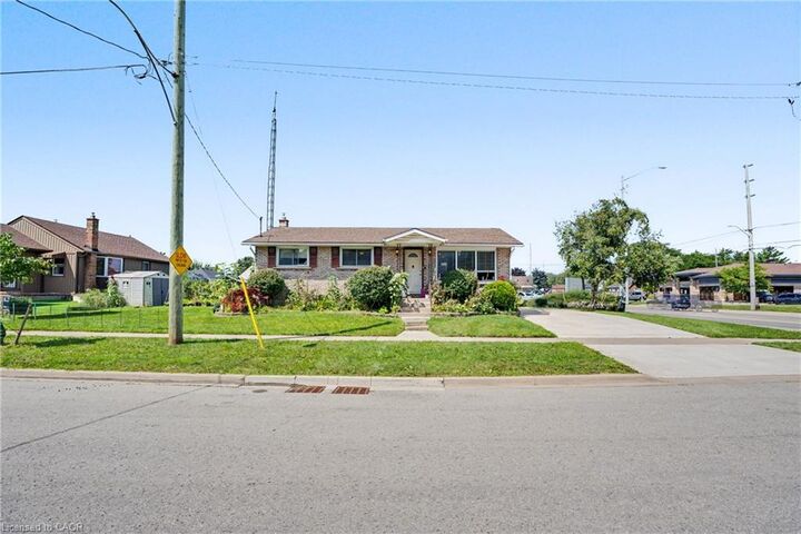 Property Photo:  99 Martindale Road  ON L2S 2Y7 