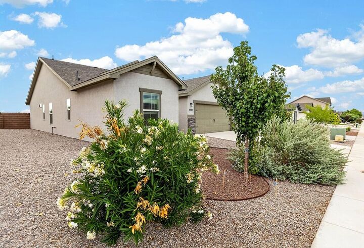 Property Photo:  1200 San Carlos St  NM 88310-8275 