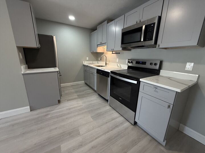 Property Photo:  32 Bradford Street 17  MA 01742 