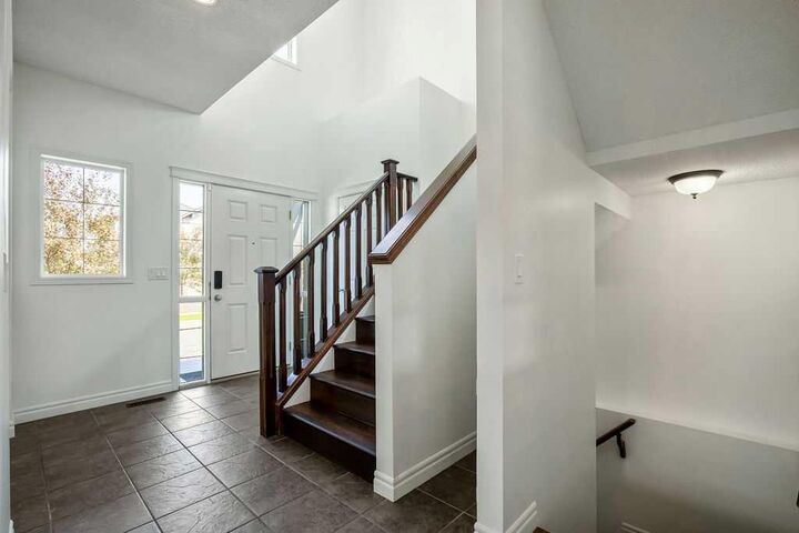 Property Photo: 134 Prestwick Terrace SE AB T2Z 0H5