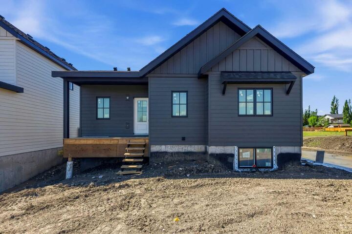 Property Photo: 325 Flare Avenue SW AB T0L 2A0