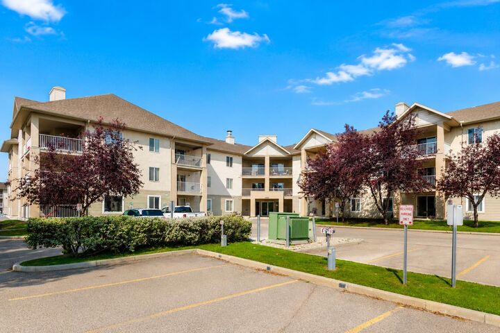 4000 Citadel Meadow Point NW 212 — photo 1