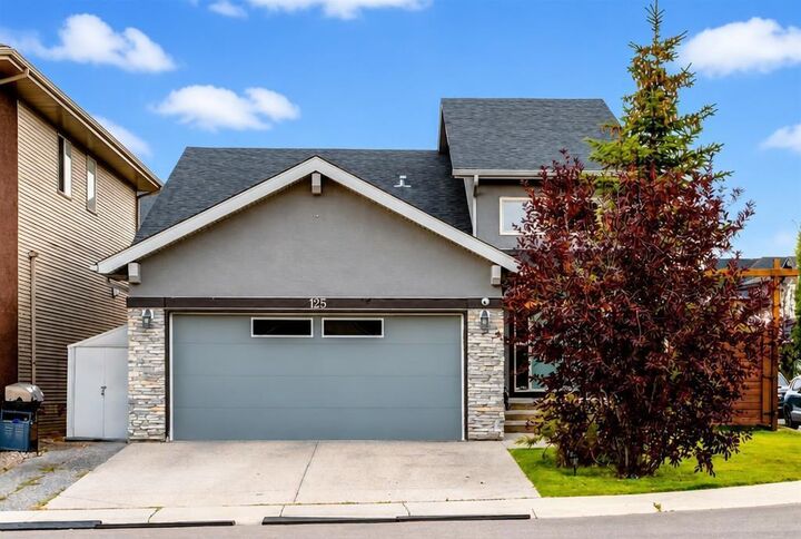 125 Walden Rise SE — photo 1