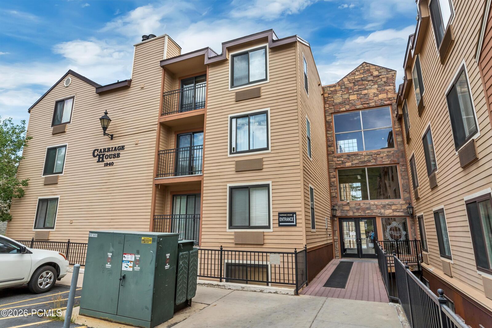 Property Photo:  1940 Prospector Avenue 401  UT 84060 