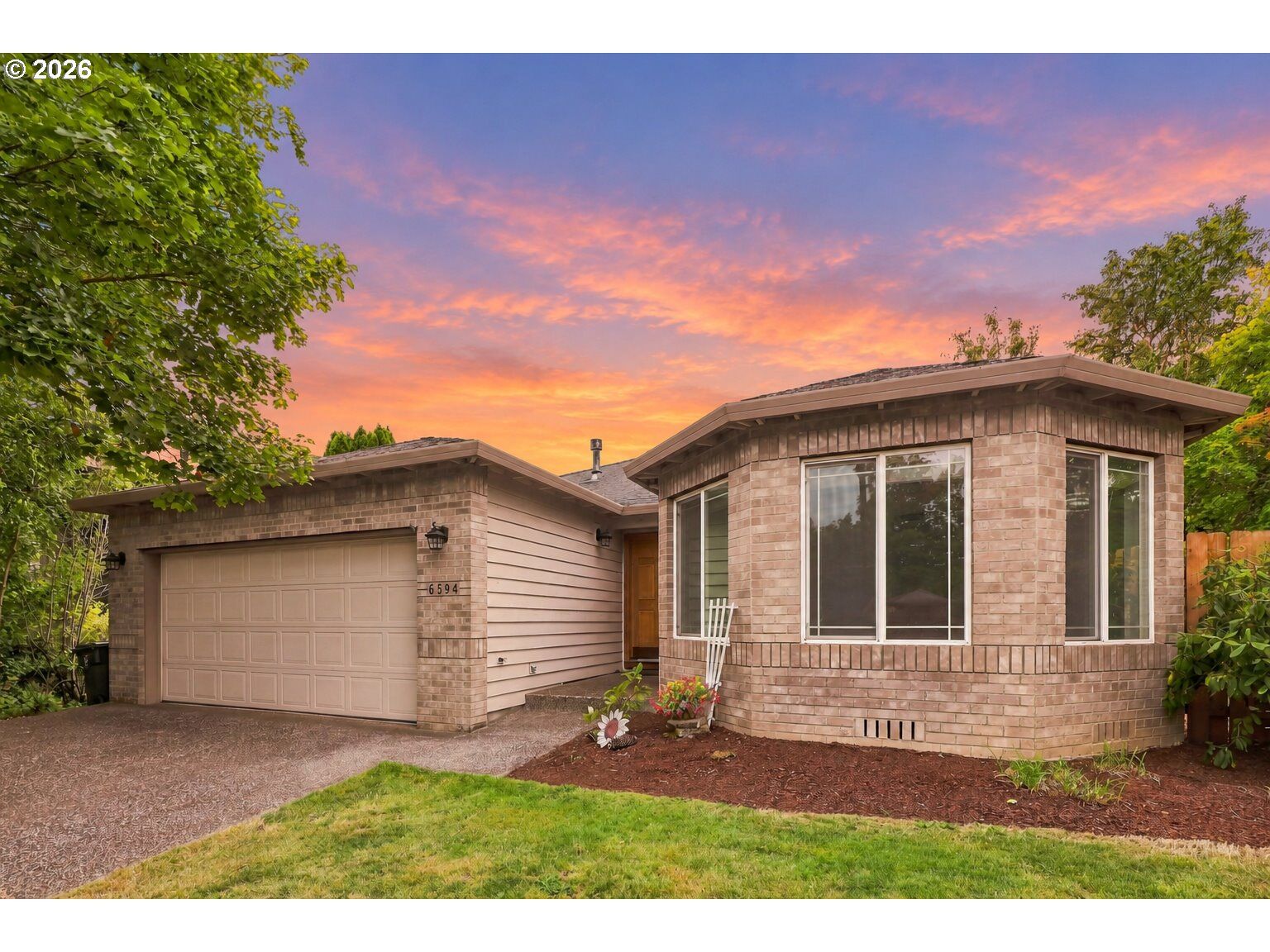 Property Photo: 6594 SW Landover Dr OR 97070