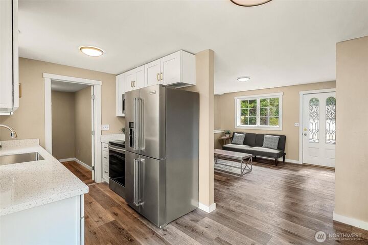 Property Photo: 1447 Christine Lane WA 98282