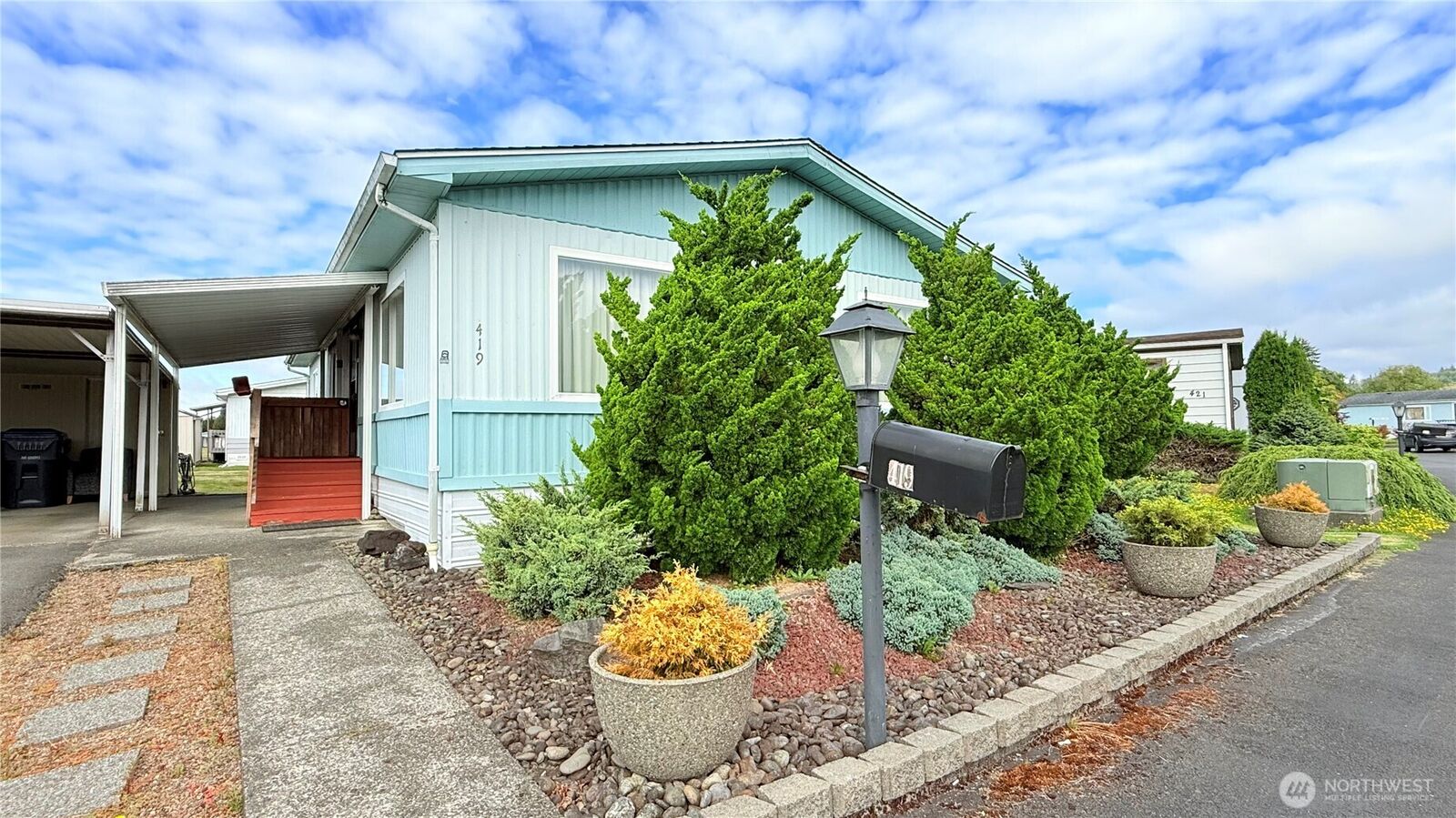 Property Photo:  419  Carefree Circle  WA 98520 