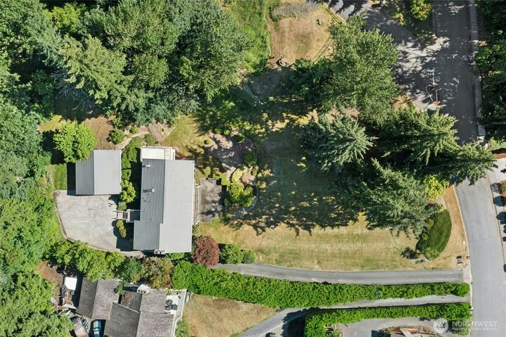 Property Photo: 4736 Somerset Xxx Lot Avenue SE Lot WA 98006