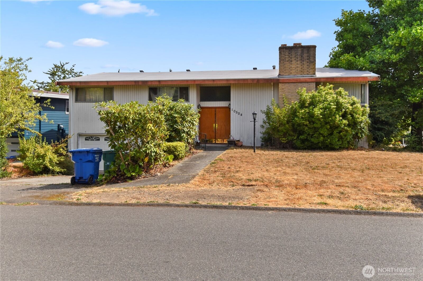 Property Photo:  10504  12th Avenue NW  WA 98177 