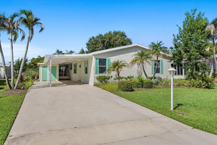 Property Photo:  2911 Nine Iron Drive  FL 34952 