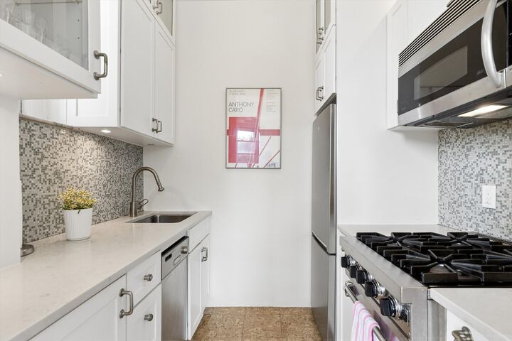 Property Photo:  417 Riverside Drive 3A1  NY 10025 