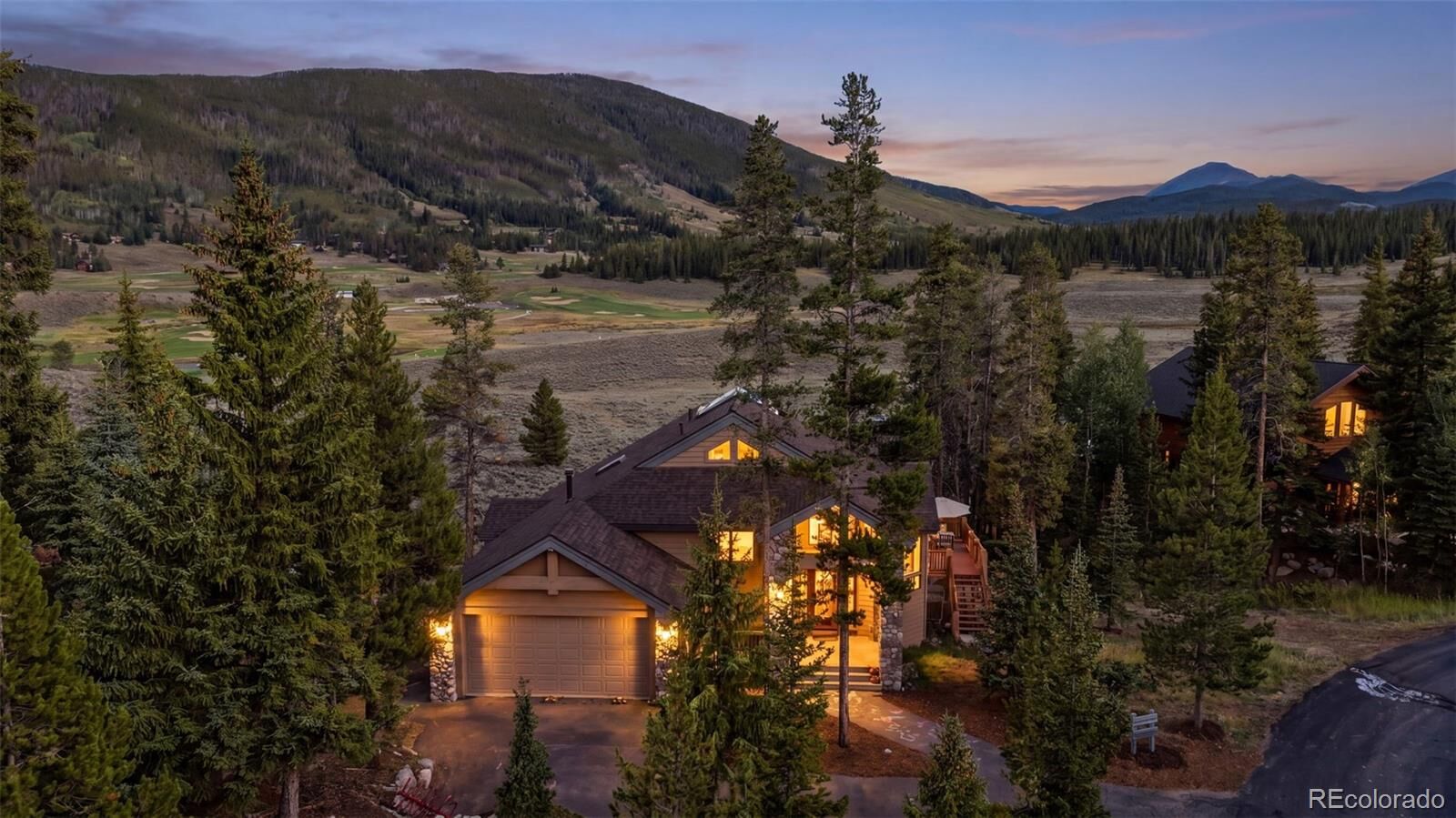 Property Photo:  28 Spruce Circle  CO 80435 