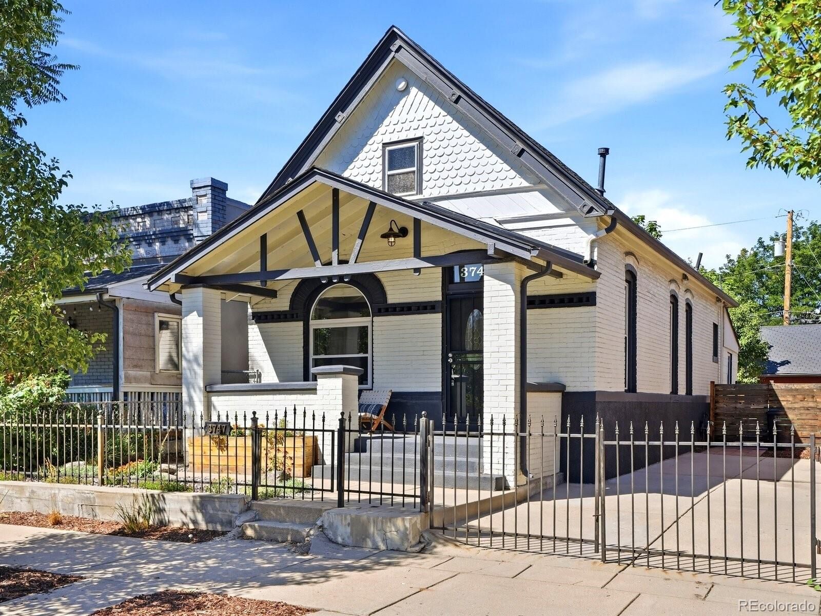 Property Photo:  3747 N Franklin Street  CO 80205 