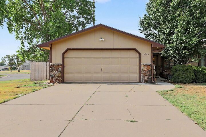 Property Photo: 10603 W Nantucket St KS 67212