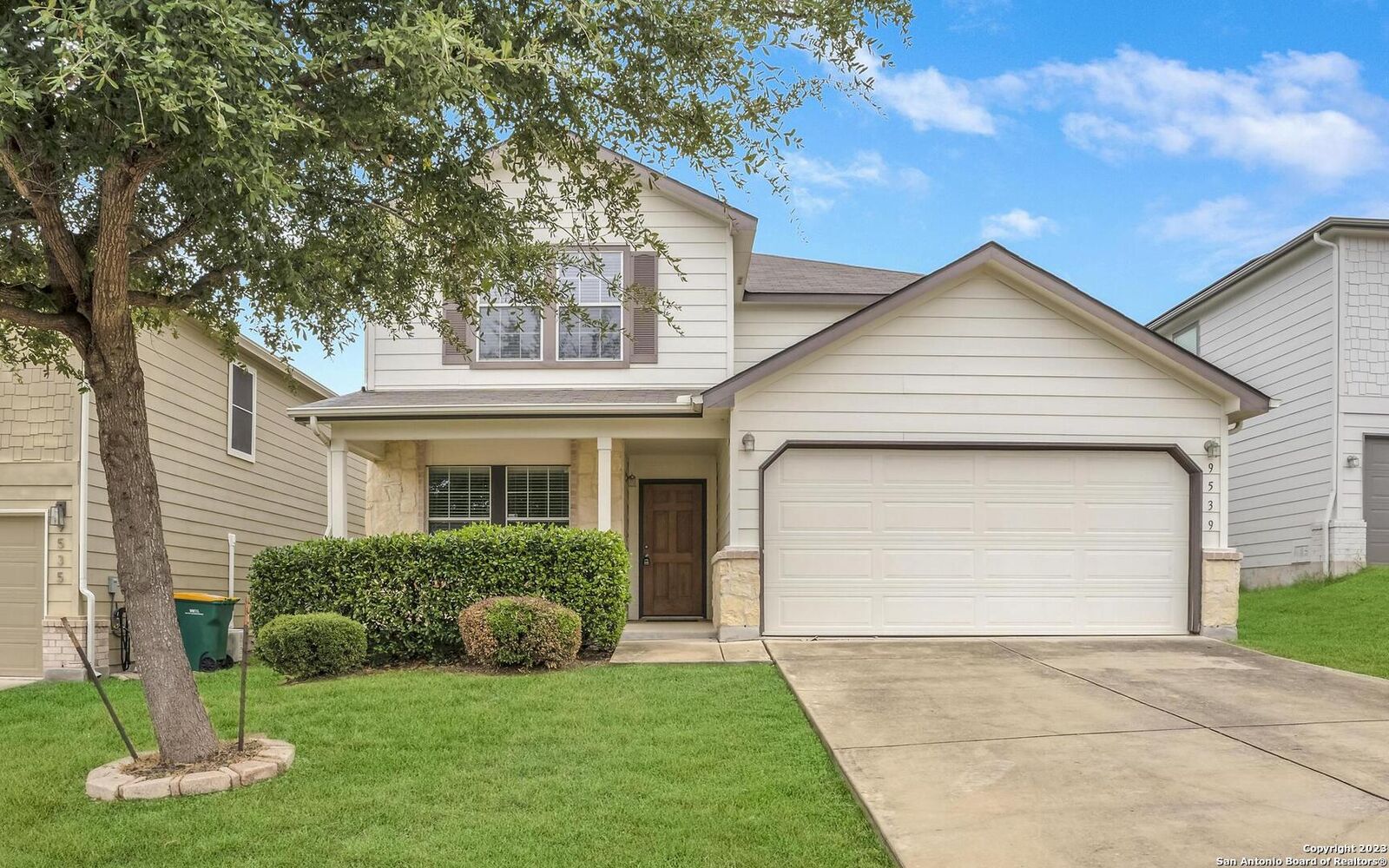 Property Photo: 9539 Lookover Bay TX 78109