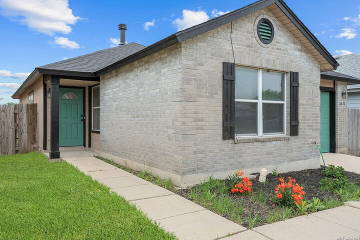 Property Photo: 6431 Flatstone Pass TX 78109