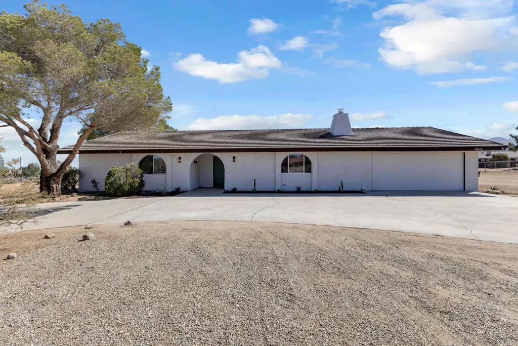 Property Photo: 58406 Joshua Lane CA 92284