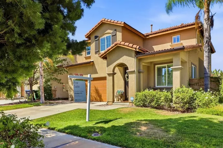 Property Photo:  31148 Rose Arbor Ct  CA 92563 