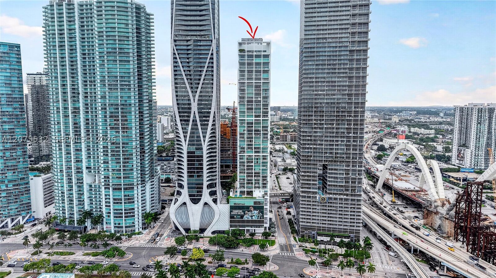 Property Photo:  1040 Biscayne Blvd 3403  FL 33132 