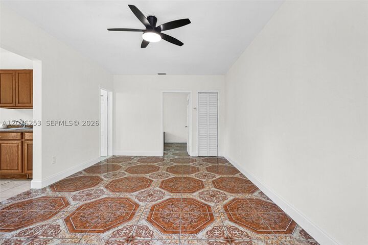 Property Photo:  160 NW 45th St 2  FL 33127 