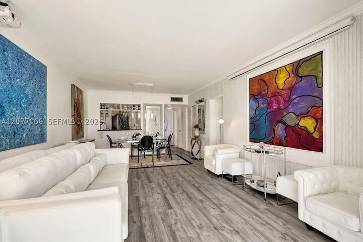 Property Photo: 18707 NE 14th Ave 522 FL 33179