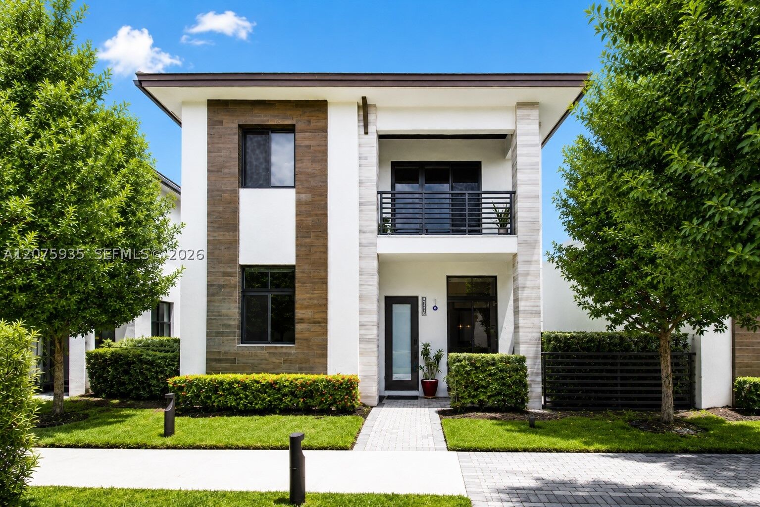 Property Photo:  4318 NW 81st Ave  FL 33166 