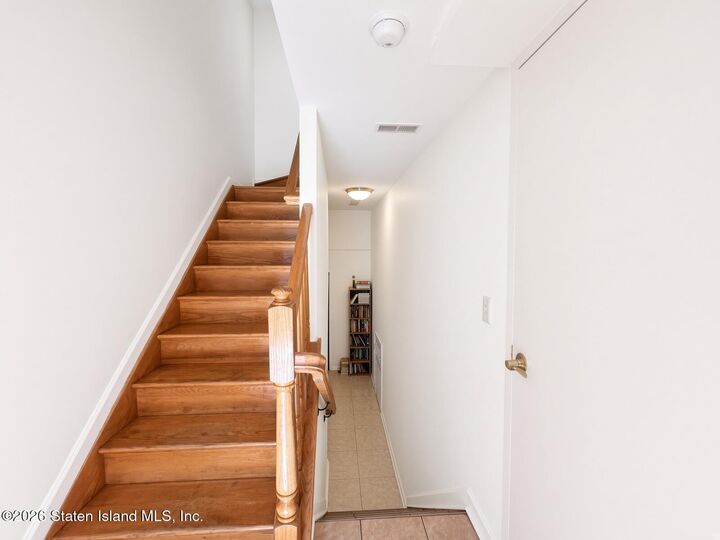 Property Photo: 65 Alex Circle NY 10305