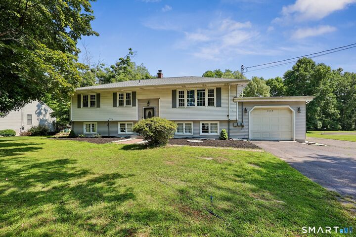Property Photo:  660 East Street South  CT 06078 