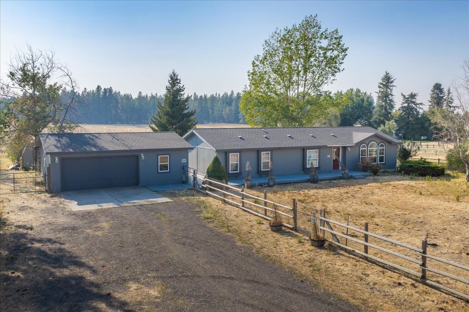 Property Photo: 8724 S Cedar Rd WA 99224