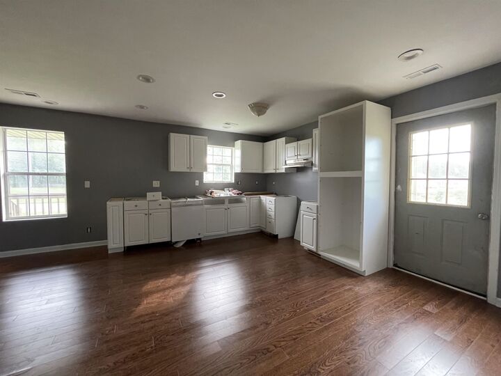 Property Photo:  28 Ridge Road  SC 29349 