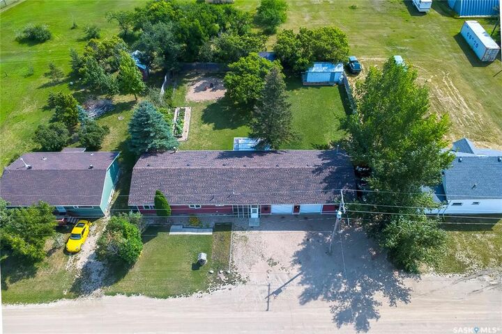 Property Photo:  316 3rd Avenue  SK S0K 2V0 