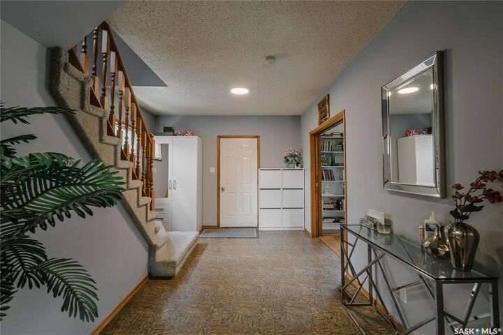 Property Photo:  101 106th Street W  SK S7N 1N4 