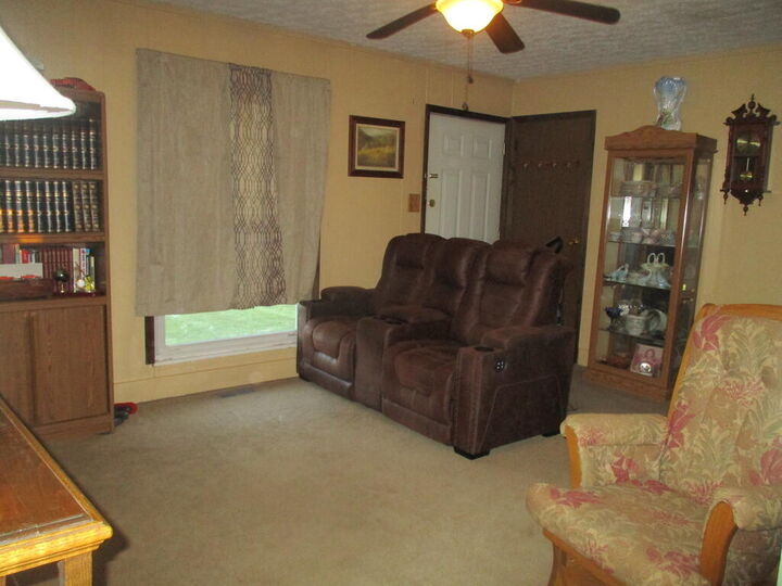 Property Photo: 238 Beechwood Street OH 45628