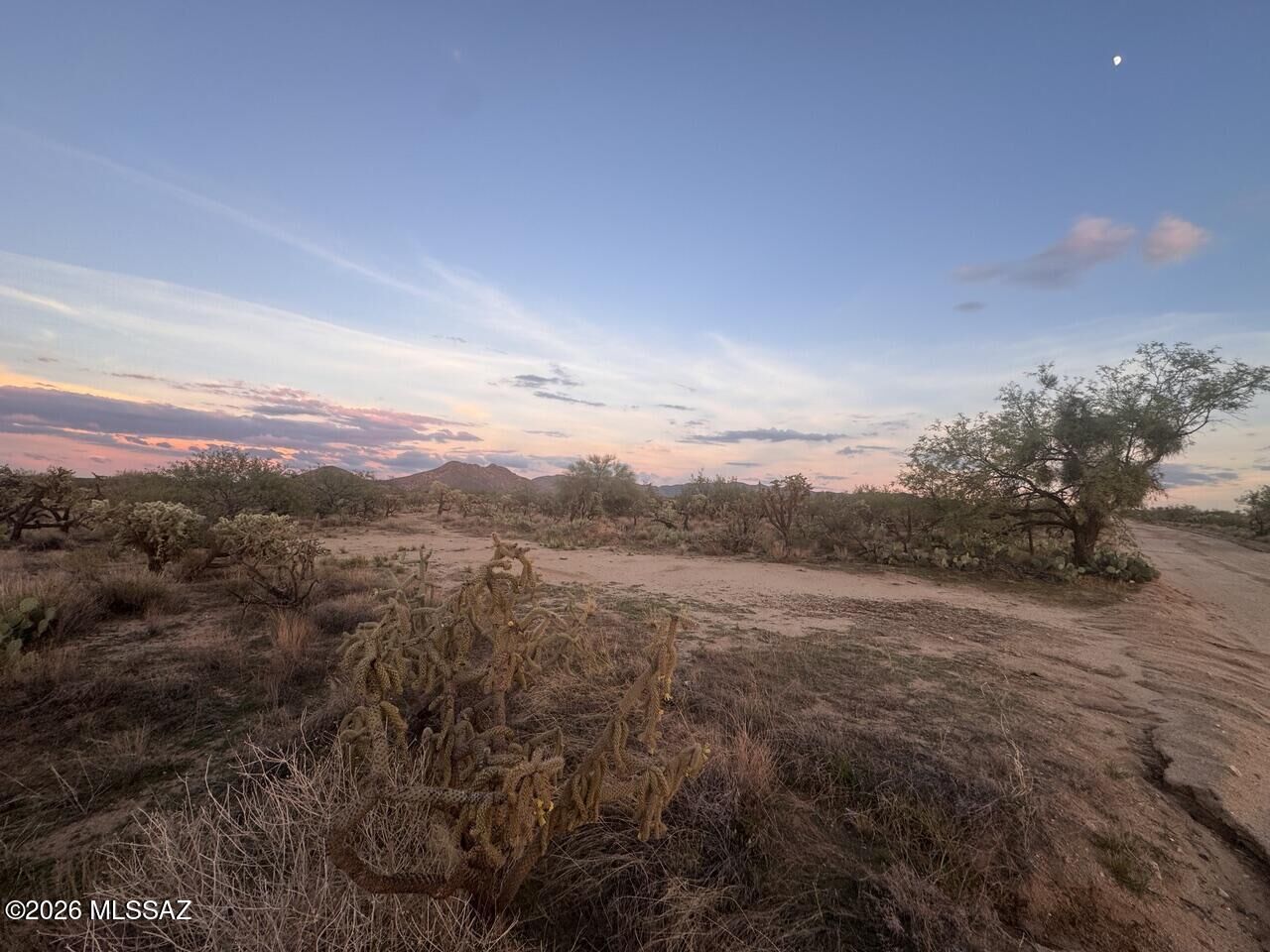 Property Photo:  