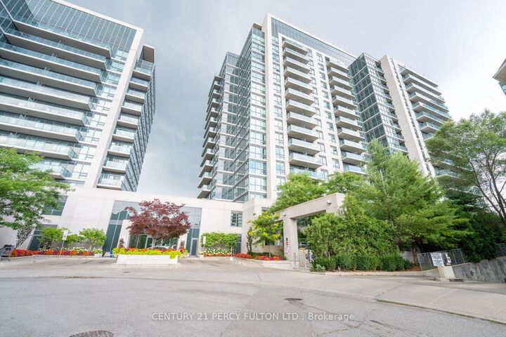 Property Photo: 35 Brian Peck Crescent 1510 ON M4G 0A5