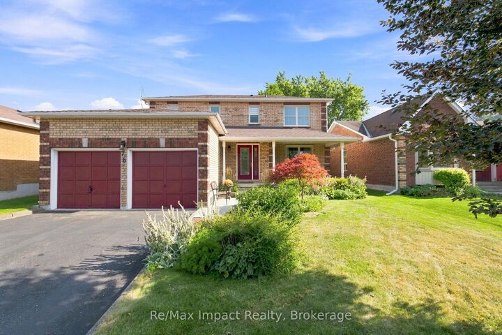 Property Photo: 76 Foster Creek Drive ON L1B 1G5