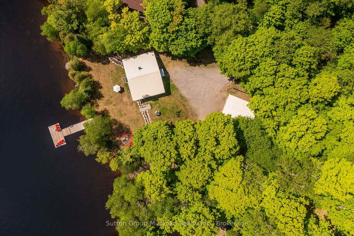 Property Photo: 562 And 568 East Waseosa Lake Road ON P1H 2J4