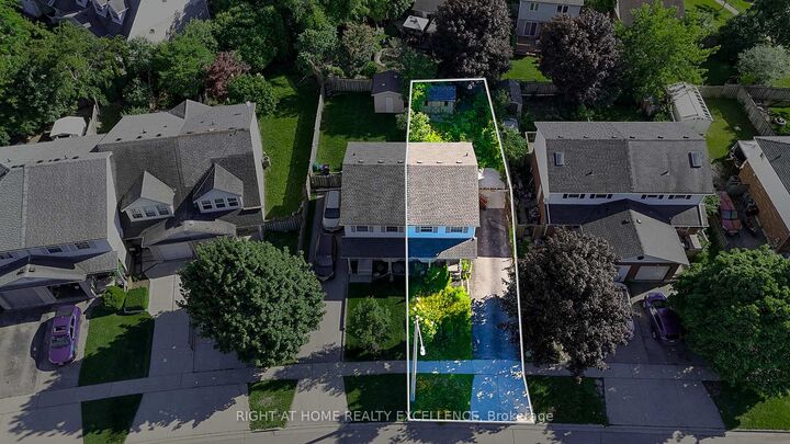 Property Photo:  1007 Elgin Street N  ON N1R 8J4 
