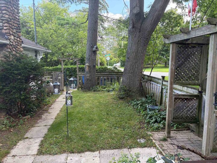 Property Photo:  22B Thompson Drive  ON L0E 1L0 