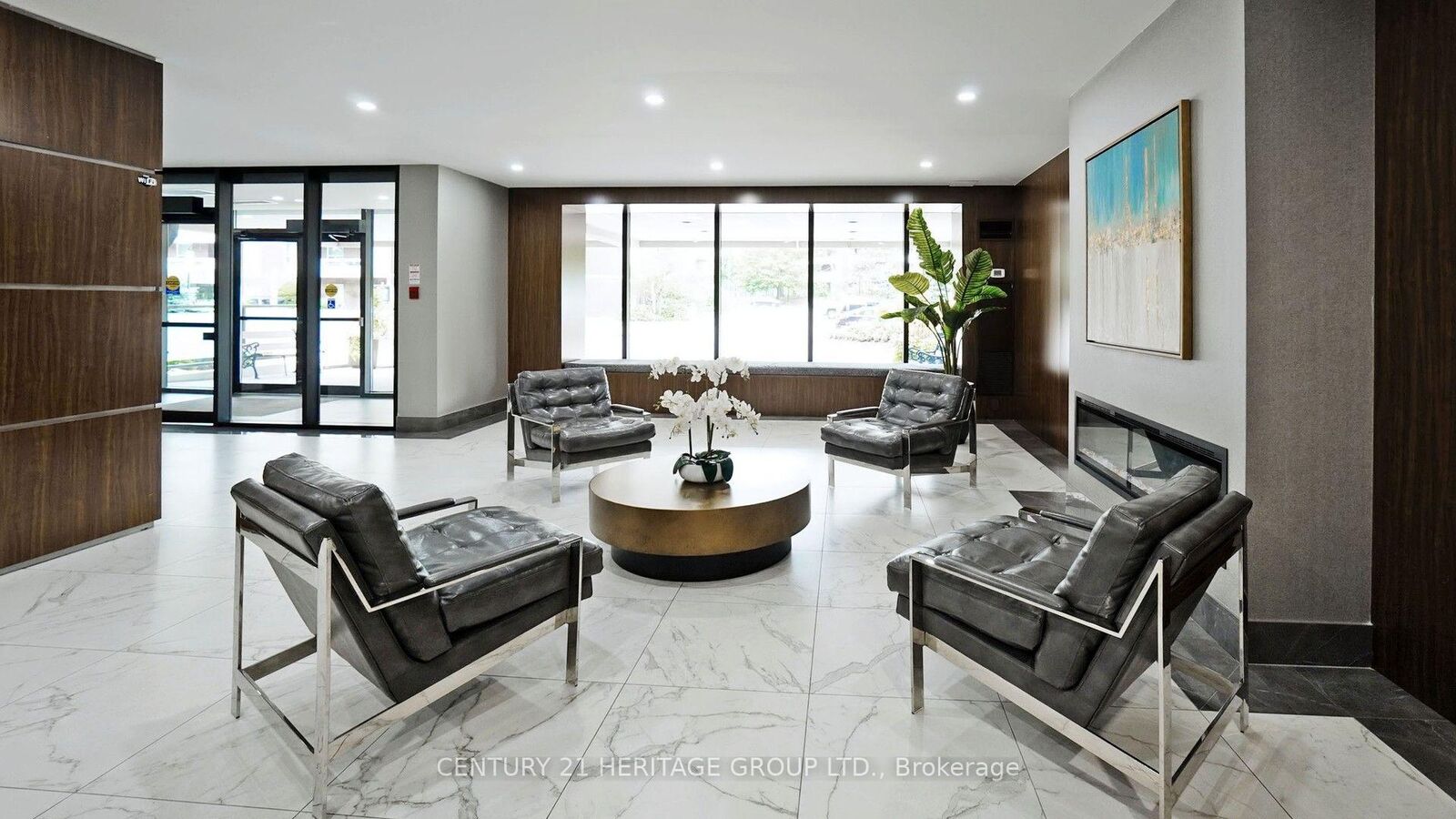 Property Photo:  60 Inverlochy Boulevard 1108  ON L3T 4T7 