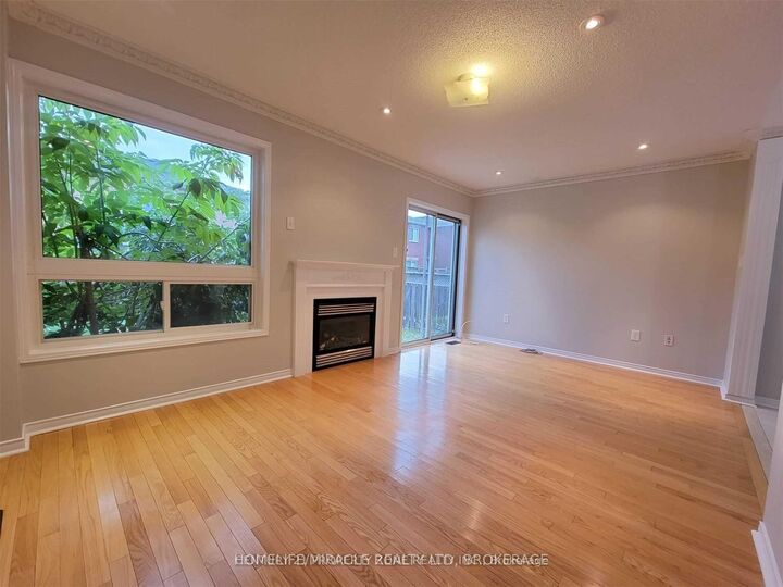 Property Photo:  8 Galtee Road  ON L6X 0J8 