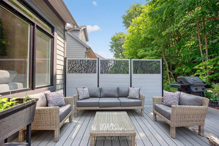 Property Photo: 112 Schooners Lane ON N0H 2P0