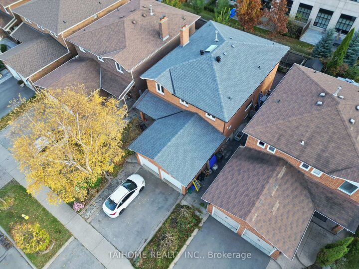 Property Photo:  96 Lamar Street  ON L6A 1A7 