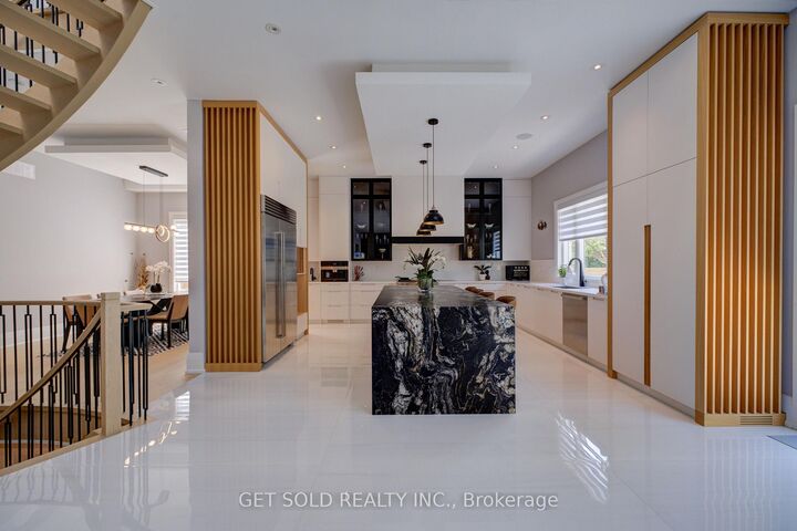 Property Photo: 150 Wolfdale Avenue ON L6L 4S1