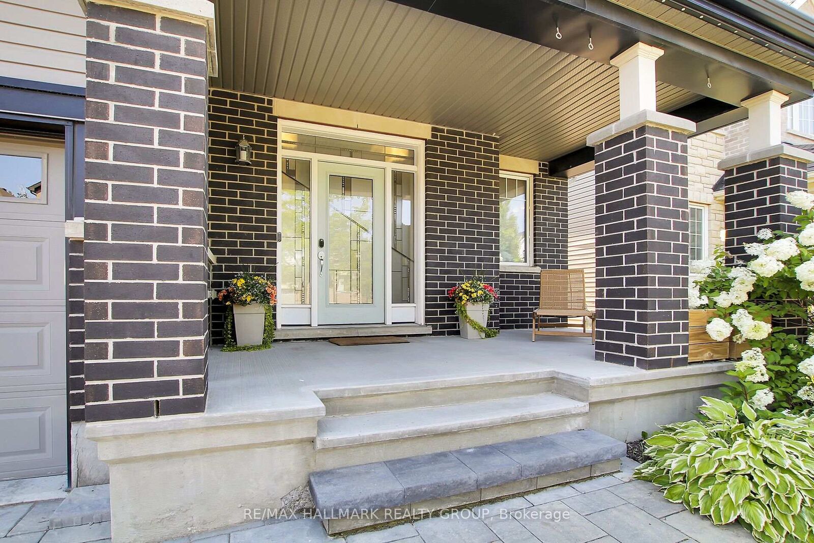 Property Photo: 636 Eagle Crest Heights ON K2S 1G1
